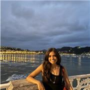 Puedo ayudar a los niños en todas las materias y en especial en ingles